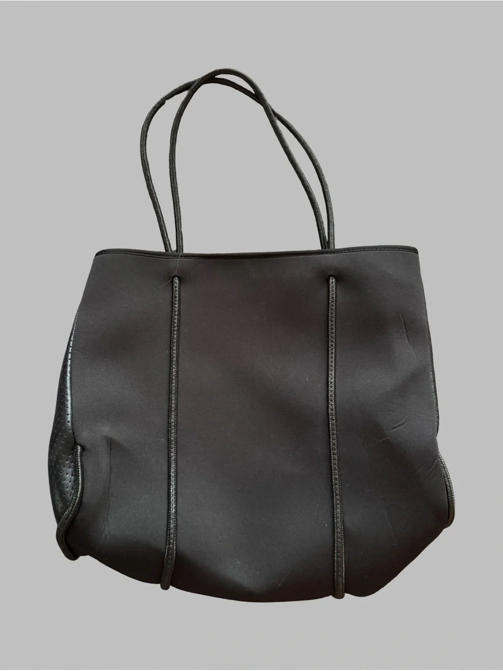 HAUTE SHORE Black Tote Bag with Camo Lining